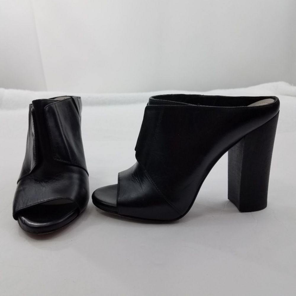 Pour La Victoire‎ Booties Size 6 Eva Shooties Black